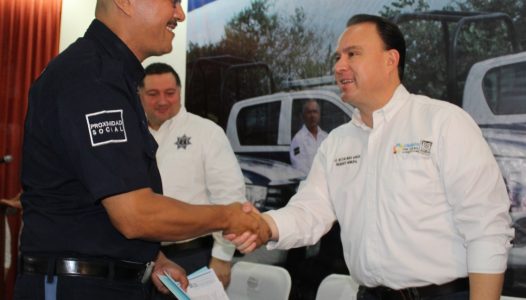 0003-desayuno-dia-del-agente