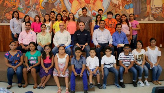 colima premio a jovenes (2)