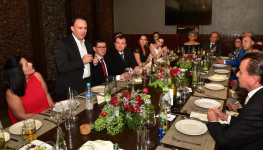 reconoce-alcalde-de-colima-la-importancia-de-los-colegios-de-profesionistas