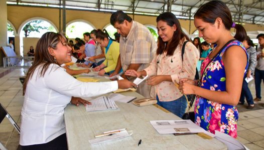 ayuntamiento-de-colima-entregara-tarjetas-bancarias-para-becas-escolares