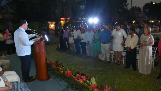 contraen-matrimonio-61-parejas-capitalinas-en-boda-colectiva