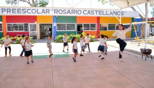 alcalde-insua-supervisa-preescolar-rosario-castellanos